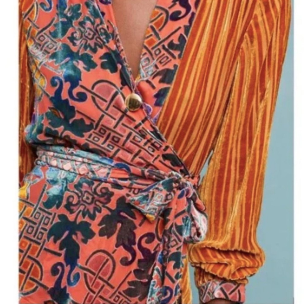 Nwot‎ Anthropologie Velvet Patchwork Wrap Top by Moulinette Soeurs - Picture 5 of 12